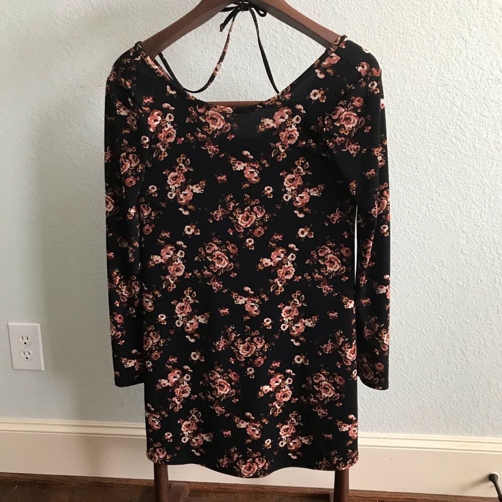 3/$30 Forever 21 Floral Mini Dress